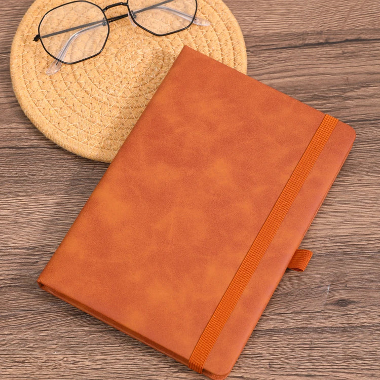 Magnifique carnet de notes ligné avec couverture imitation cuir, élastique de maintien, marque-page, idéal pour journal personnel, carnet de voyage, idées, notes et listes de tâches, 14,8×21cm. Livraison offerte !