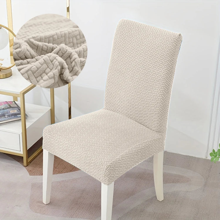 Magnifiques housses de chaise, extensibles et universelles, donnent une seconde vie à vos chaises tout en les protégeant et les transformant avec élégance. La livraison prioritaire est offerte !