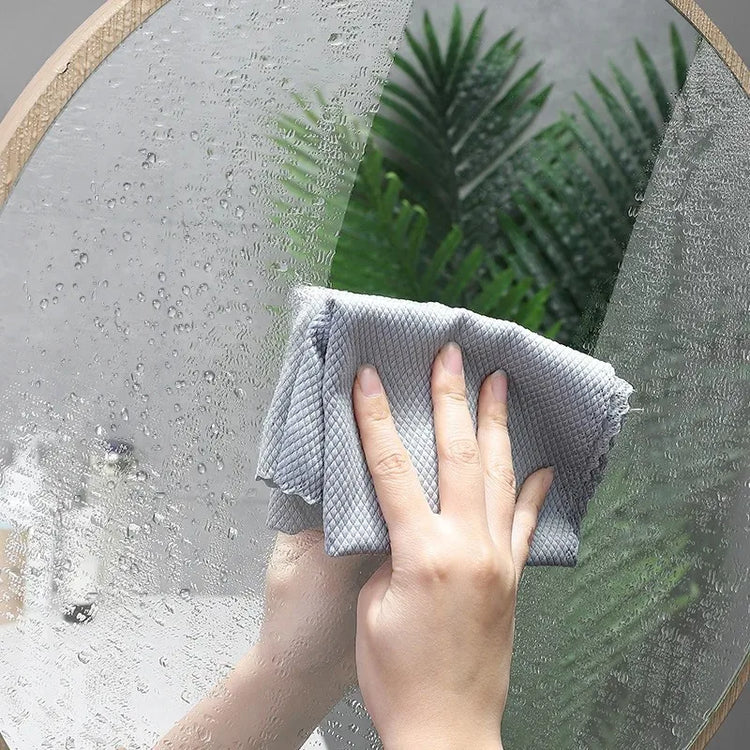 Superbes torchons à motif écailles de poisson en microfibre ultra-absorbante, pour le nettoyage, le lustrage des fenêtres, la vaisselle et l'époussetage. La livraison est offerte !