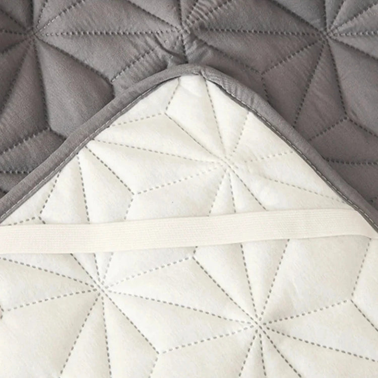 Protège-matelas Premium, 100 % imperméable, en coton respirant, haut de gamme qualité hôtel, matelassé, avec bande élastique, douillet et offrant un confort accru. Adapté aux matelas jusqu'à 40 cm. Livraison prioritaire offerte !