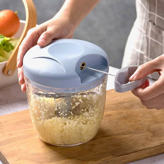 Hachoir manuel avec lames ultra tranchantes en acier inoxydable – Coupe rapide, uniforme et sans effort – Idéal pour légumes, oignons, viande, ail et herbes – Nettoyage facile. Livraison prioritaire offerte !