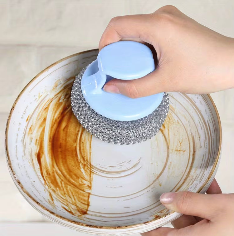 Lot de 2 brosses à récurer avec poignée, en fil d’acier fin, nettoyage puissant et sans effort pour casseroles, poêles, grilles et ustensiles de cuisine, prises ergonomiques, efficacité durable pour un ménage impeccable. Livraison offerte!