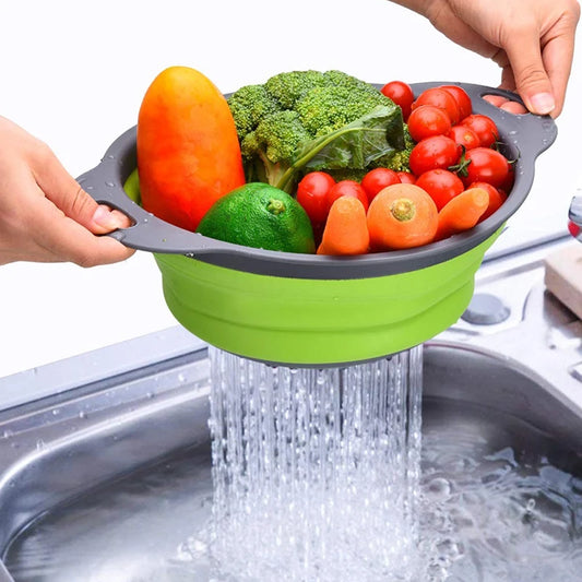 Passoire pliable en silicone multi-tailles et multi-usages, résistante à la chaleur et sans BPA, idéale pour égoutter pâtes et légumes, avec poignée portable et gain de place garanti. La livraison prioritaire est offerte !