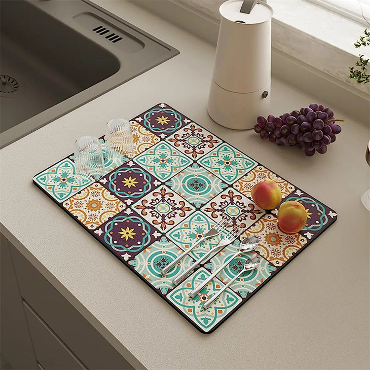 Magnifique tapis de cuisine super absorbant, égouttoir à vaisselle, séchage rapide pour tasses à café, tapis de drainage, sous-verre pour vaisselle, tant d’utilisations possibles. La livraison est offerte !