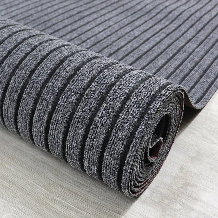 Paillasson d’hiver imperméable pour entrée intérieure et extérieure, antidérapant, robuste, ultra-absorbant, découpe libre, facile à nettoyer, retient eau boue neige et saletés. Livraison offerte !